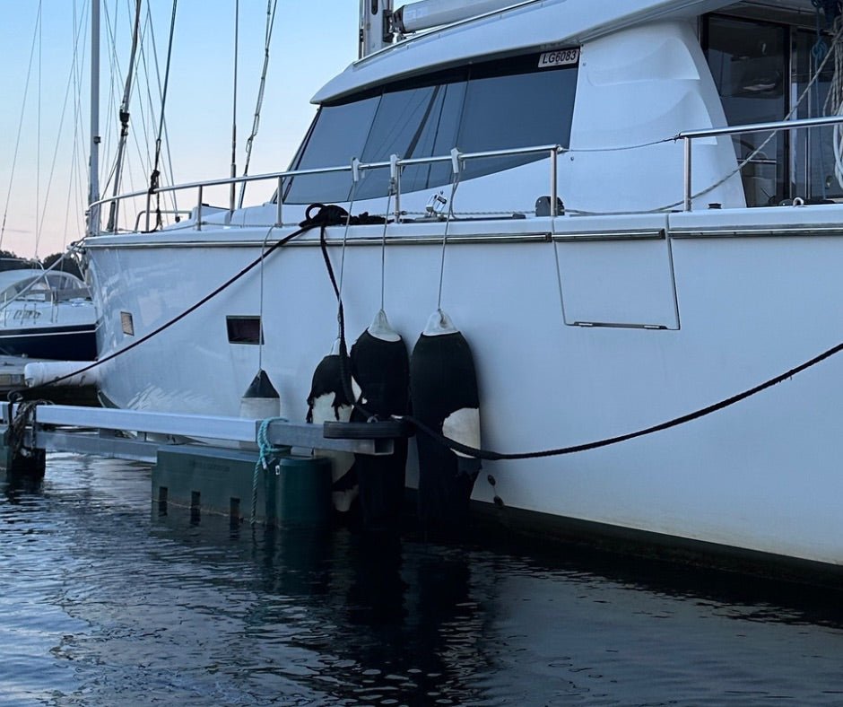 Topp 5 feil båteiere gjør med oppblåsbare fendere. - SeaBreeze