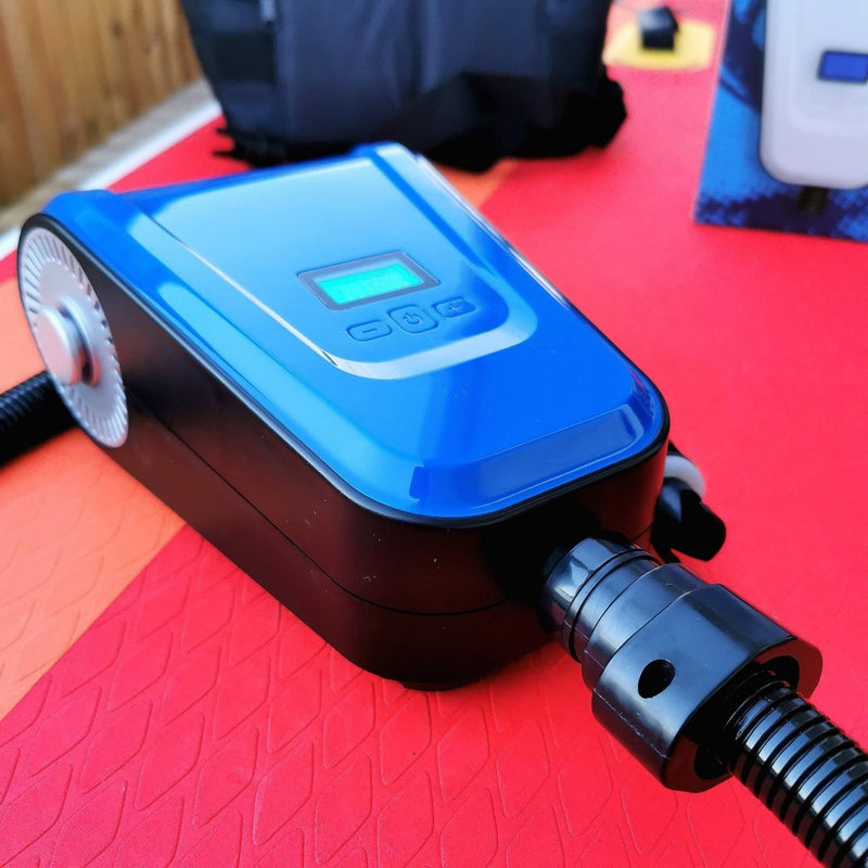 Oppladbar SUP pumpe med innebygget batteri - SeaBreeze